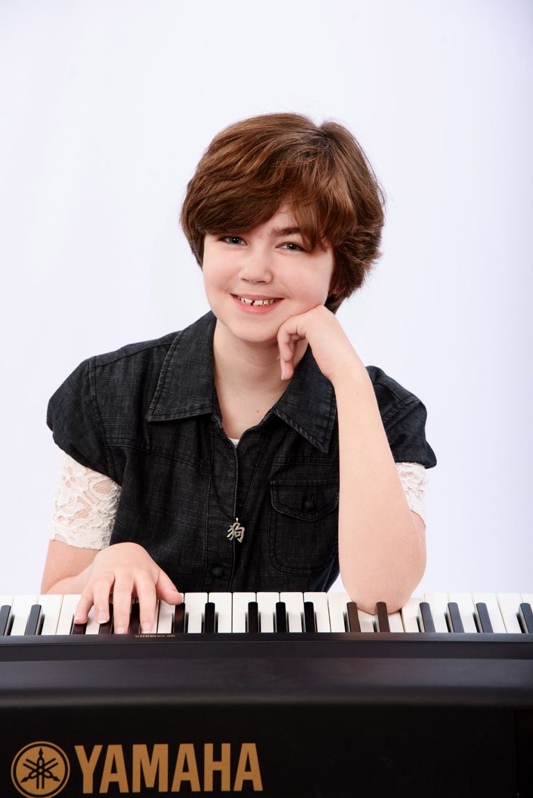 Piano girl
